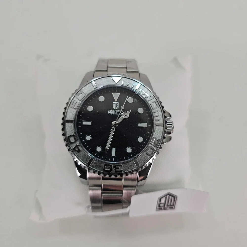 Streetwear Montres Prestige Watch Mens OS Silver Black Diver Style Y2K